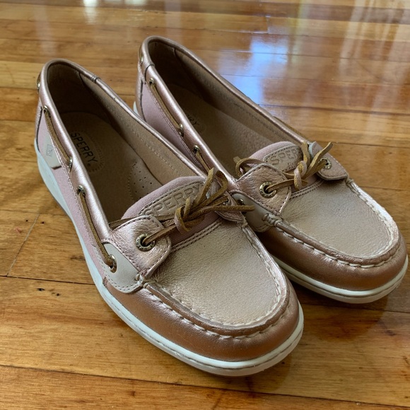 Sperry Shoes - 🆕NEW Rose Gold Sperry Angelfish boat shoes size 8